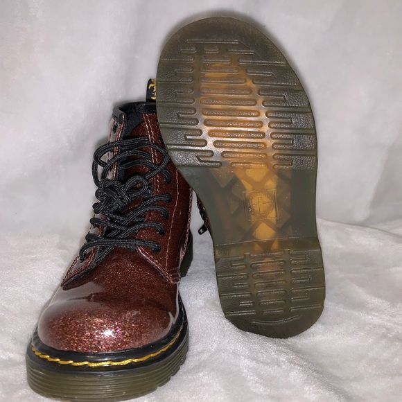 Girls kids 1460 Glitter Dr. Martens Boots - Picture 4 of 6